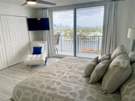 77 S Birch Road Fort Lauderdale FL 33316