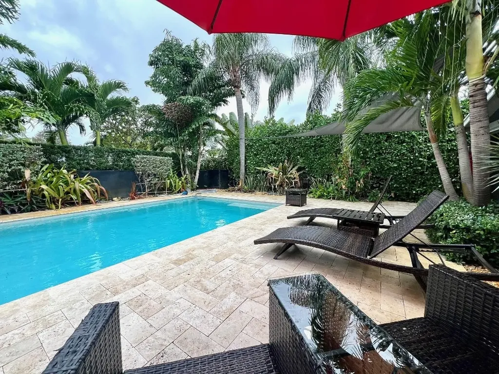525 NE 27th Drive Wilton Manors FL 33334