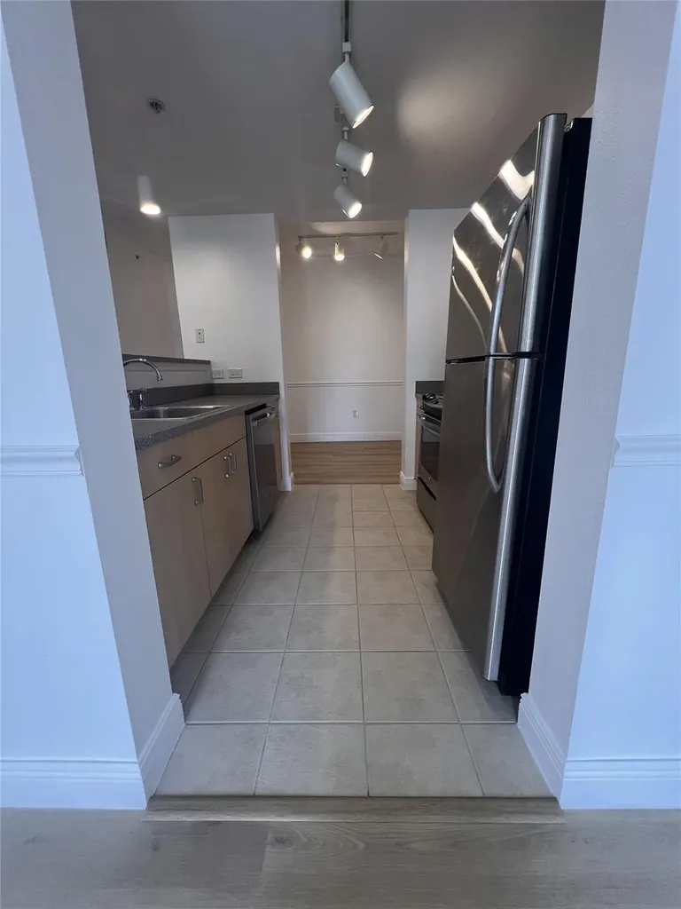 533 NE 3rd Avenue Fort Lauderdale FL 33301
