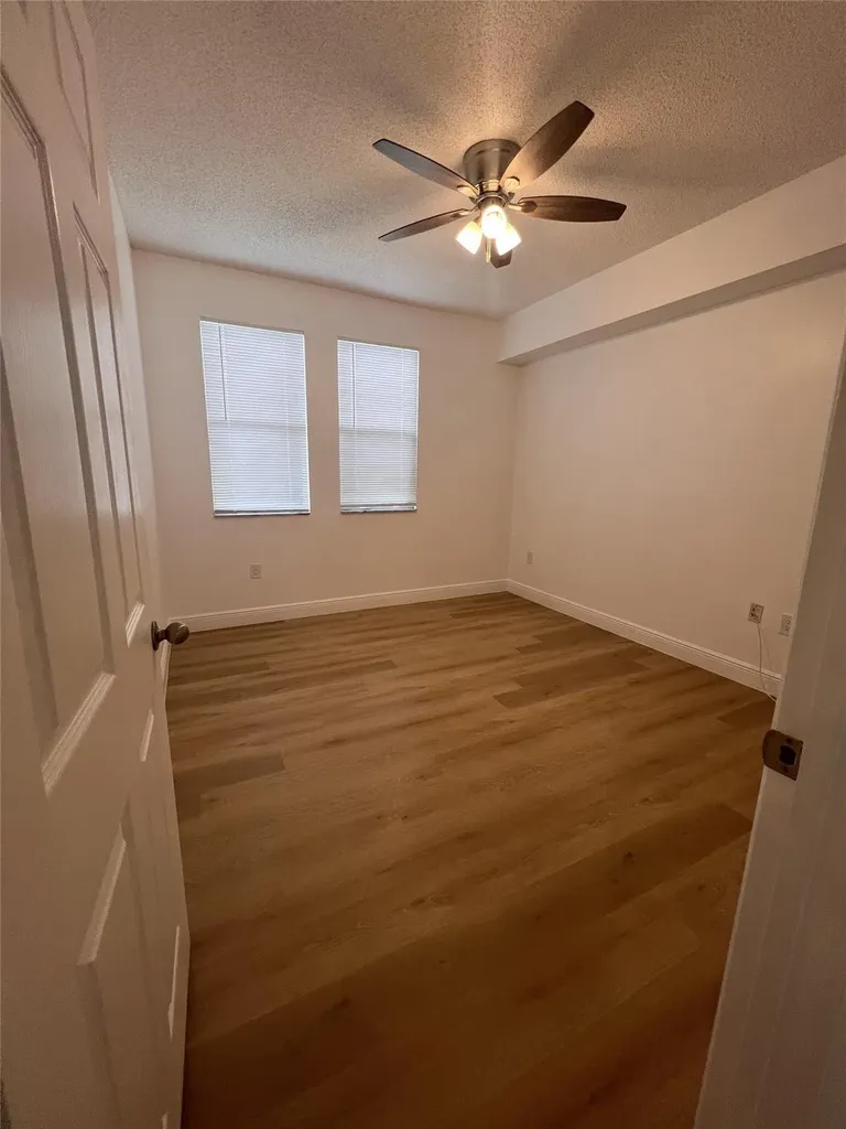 533 NE 3rd Avenue Fort Lauderdale FL 33301
