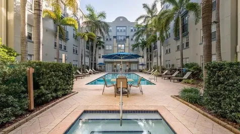 533 NE 3rd Avenue Fort Lauderdale FL 33301