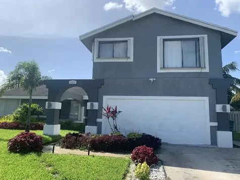 4231 NW 75th Terrace Lauderhill FL 33319
