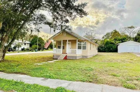 320 S Central Avenue Avon Park FL 33825