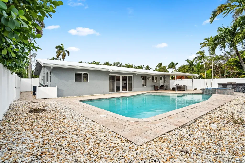 4400 NE 17th Avenue Oakland Park FL 33334