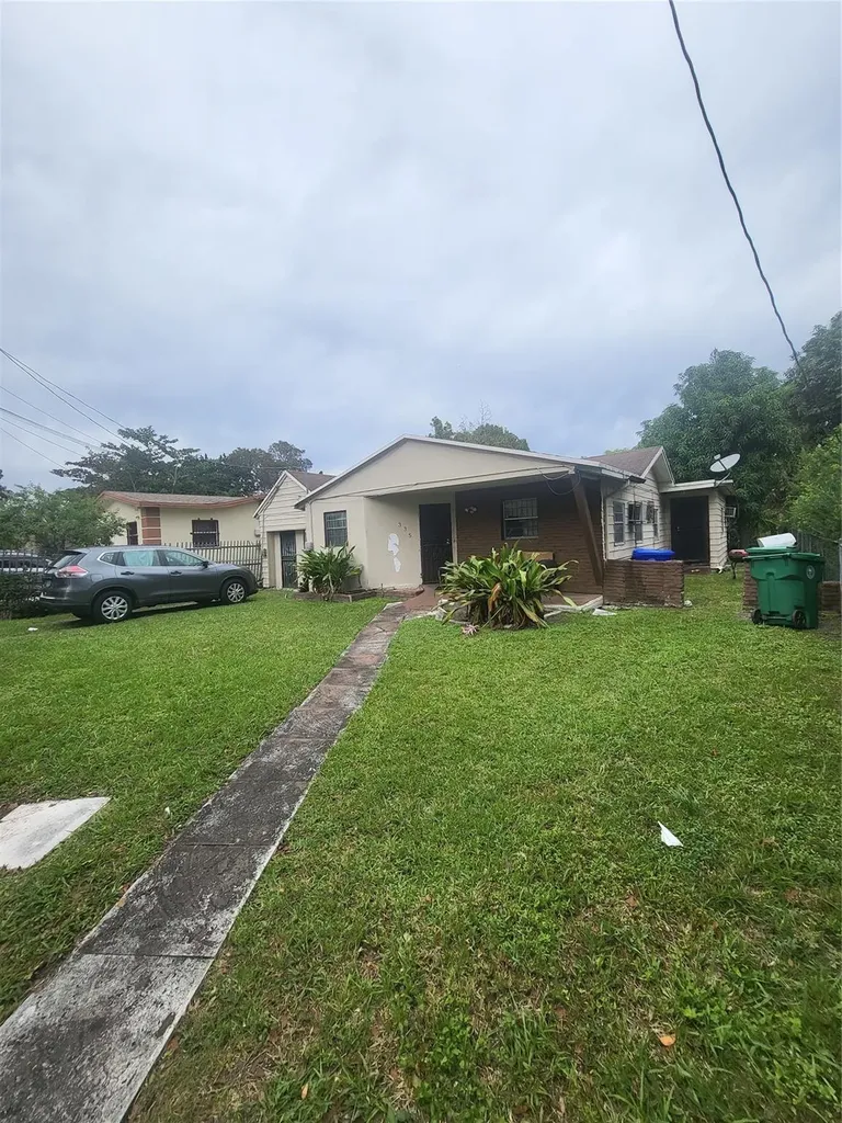 335 NW 43rd Street Miami FL 33127