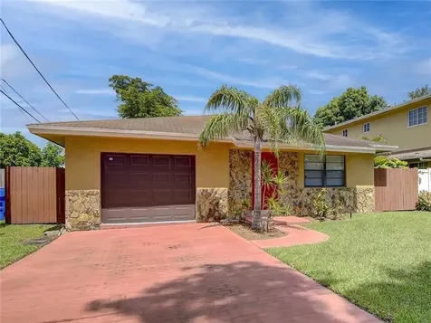 2811 N 38th Avenue Hollywood FL 33021
