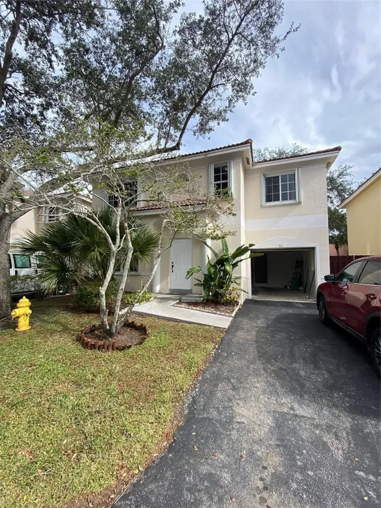 90 NW 110th Avenue Plantation FL 33324