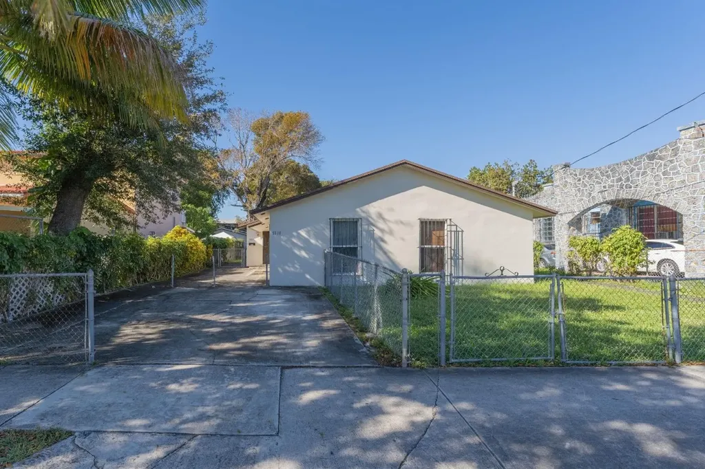 3312 NW 5th Avenue Miami FL 33127