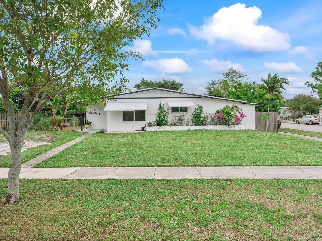 3930 SW 60th Avenue Davie FL 33314