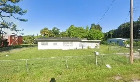 313 N 15th Street Fort Pierce FL 34950