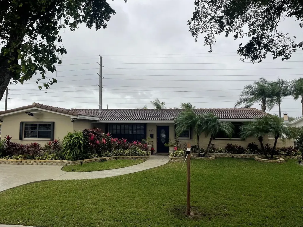 8621 NW 24th Court Pembroke Pines FL 33024