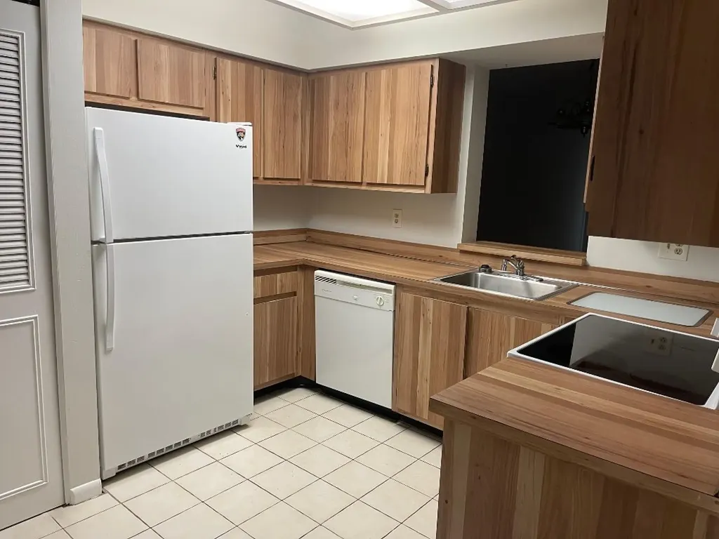 2212 S Cypress Bend Drive Pompano Beach FL 33069