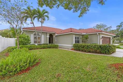 6803 Las Colinas Court Lake Worth FL 33463