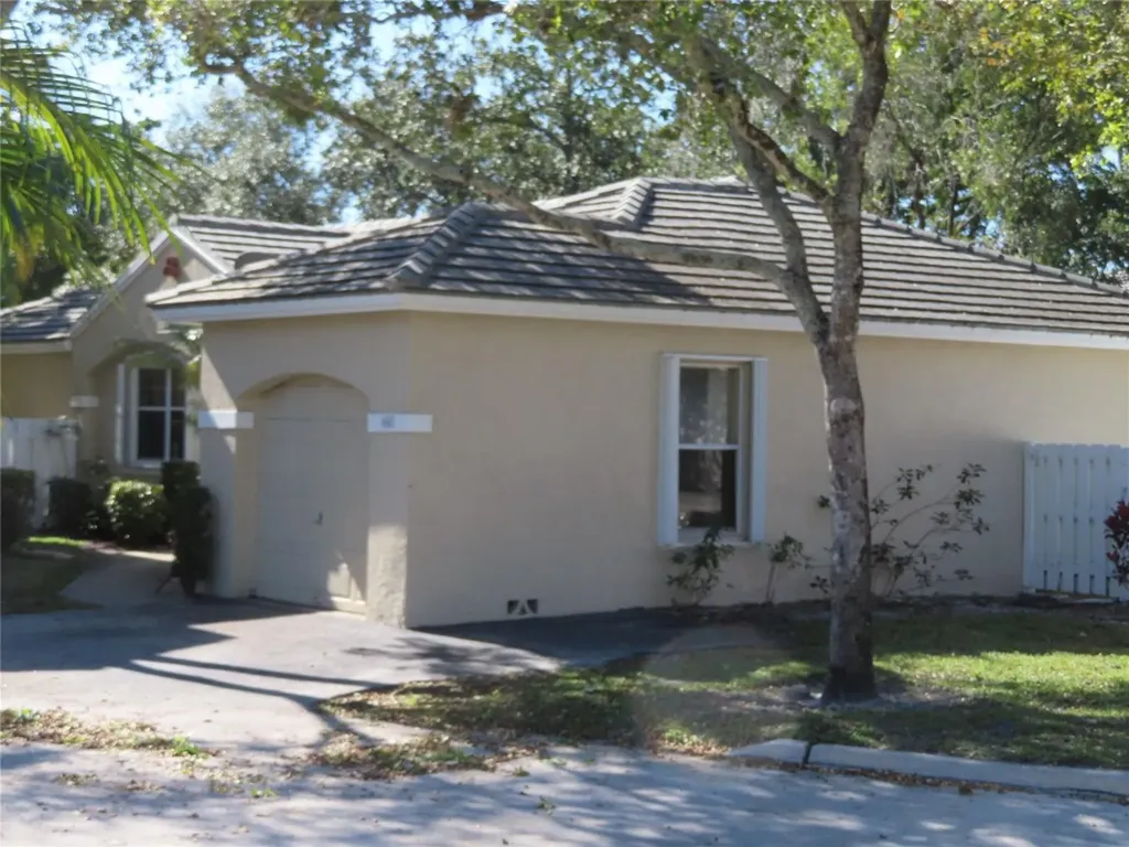 850 NW 99th Avenue Plantation FL 33324