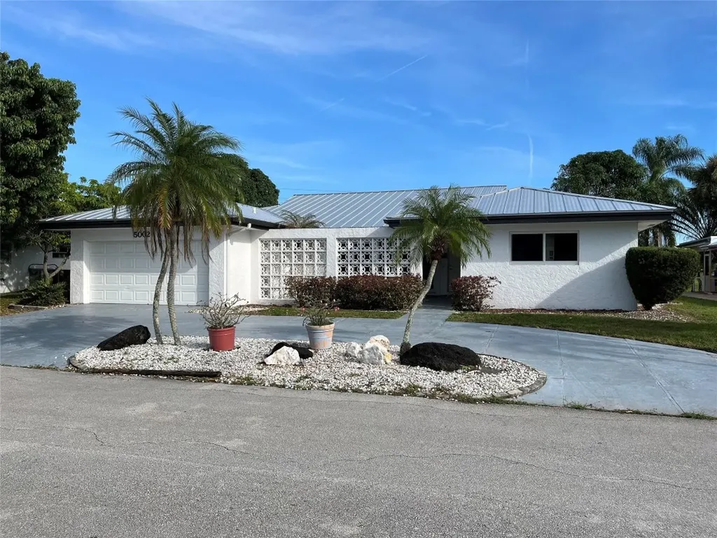 5002 N Travelers Palm Lane Tamarac FL 33319