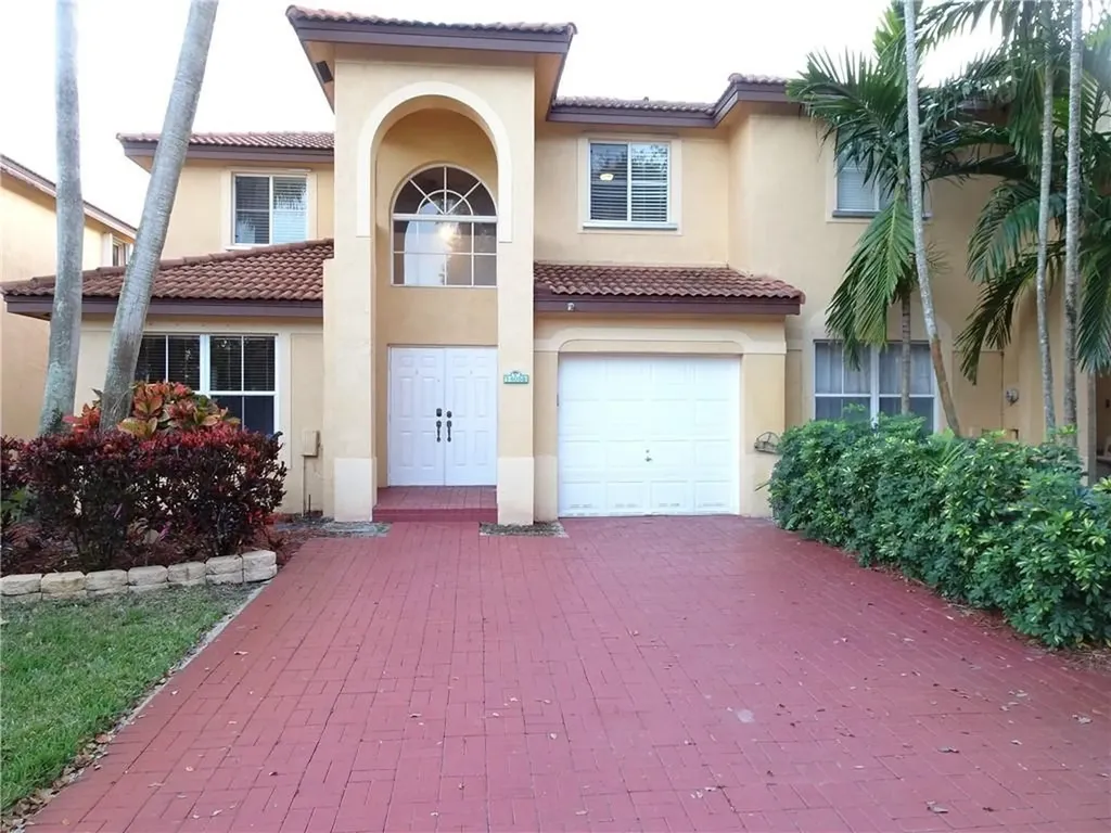 14058 S Forest Oak Circle Davie FL 33325