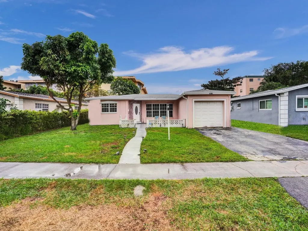 4190 NW 42nd Street Lauderdale Lakes FL 33319