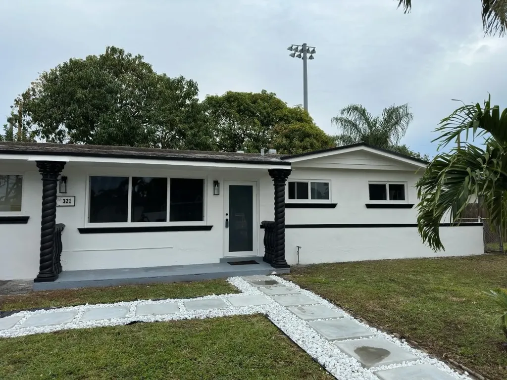 321 N 65th Terrace Hollywood FL 33024
