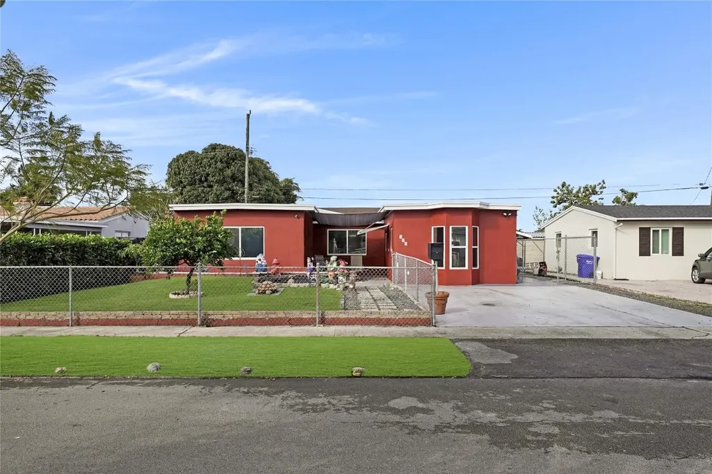 720 N 71st Avenue Hollywood FL 33024