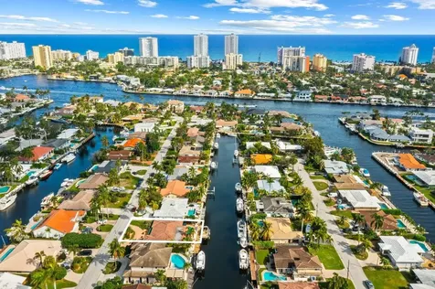 2524 SE 9th Street Pompano Beach FL 33062