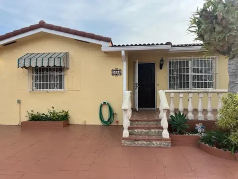 3894 NW 5th Street Miami FL 33126