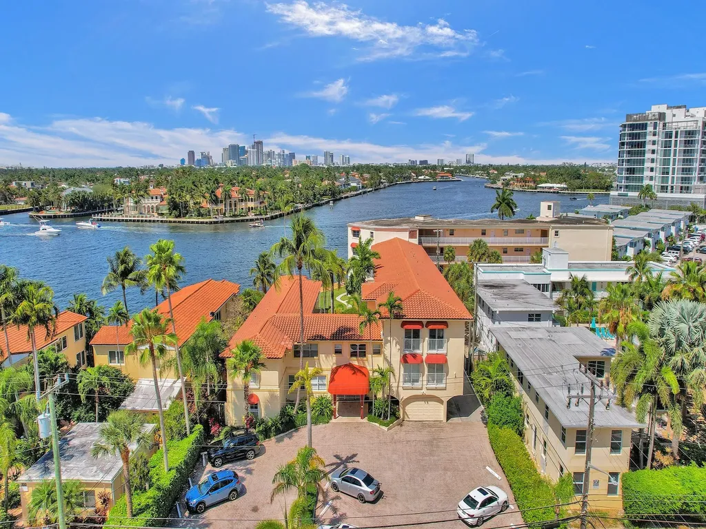 341 N Birch Road Fort Lauderdale FL 33304