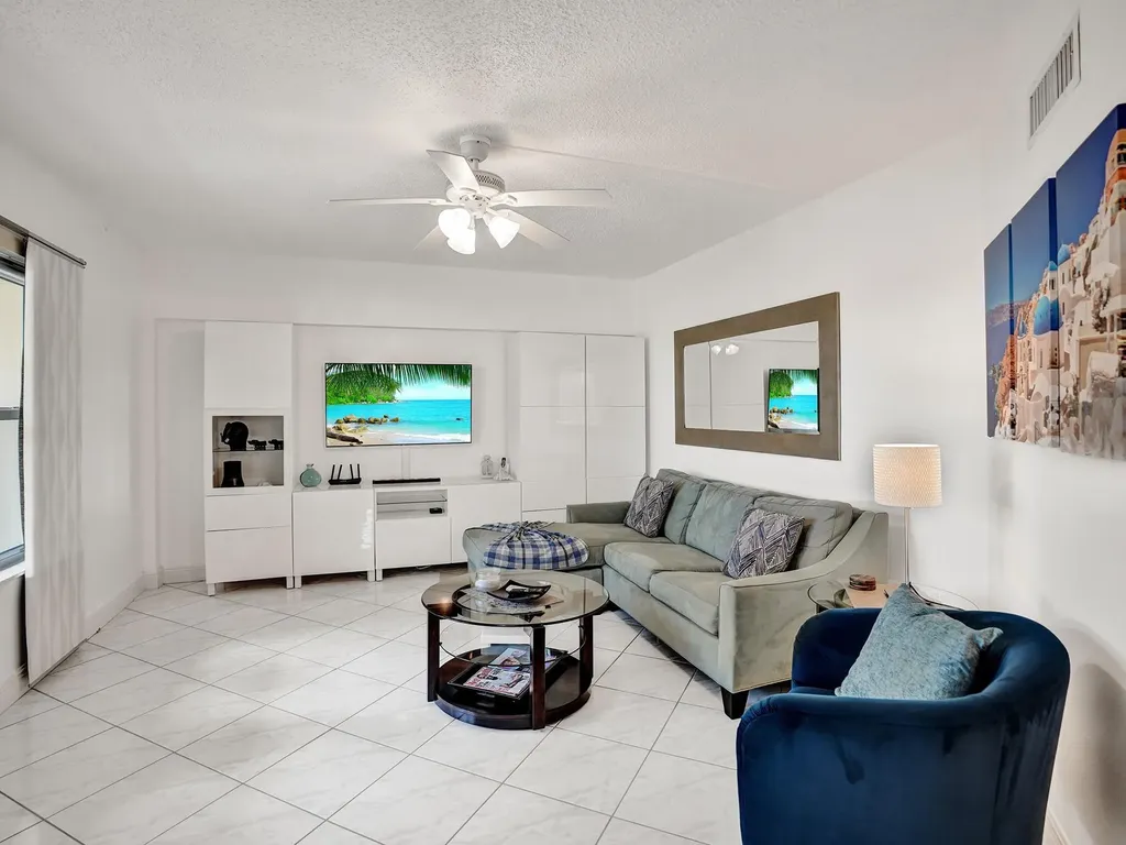 341 N Birch Road Fort Lauderdale FL 33304