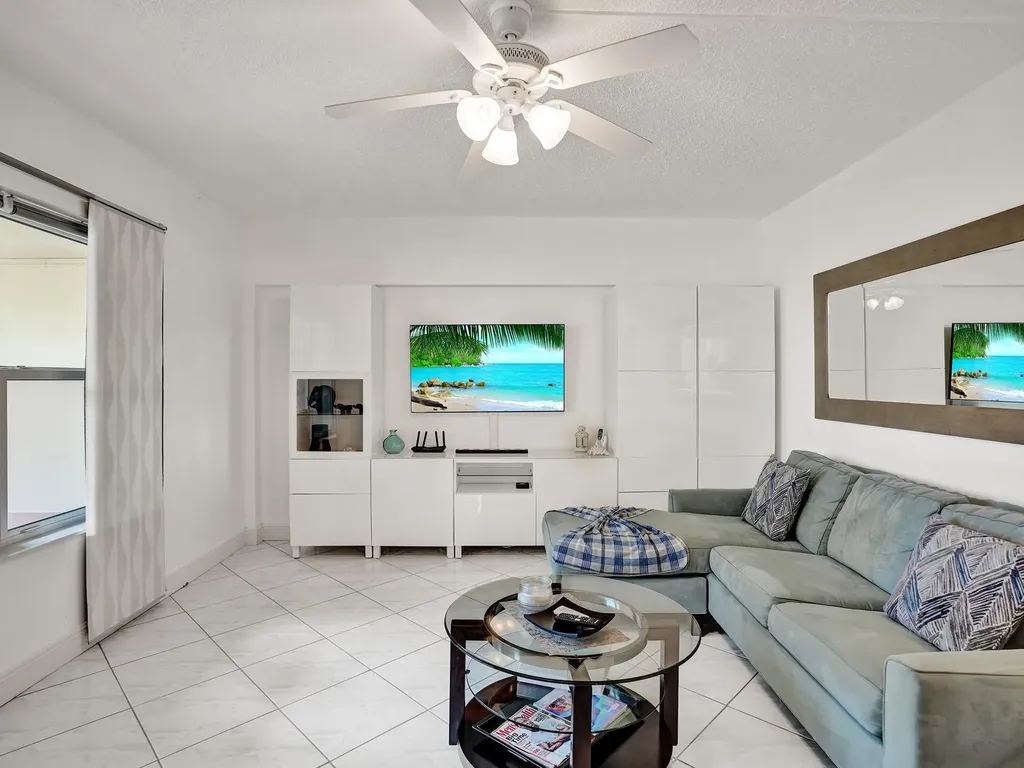 341 N Birch Road Fort Lauderdale FL 33304
