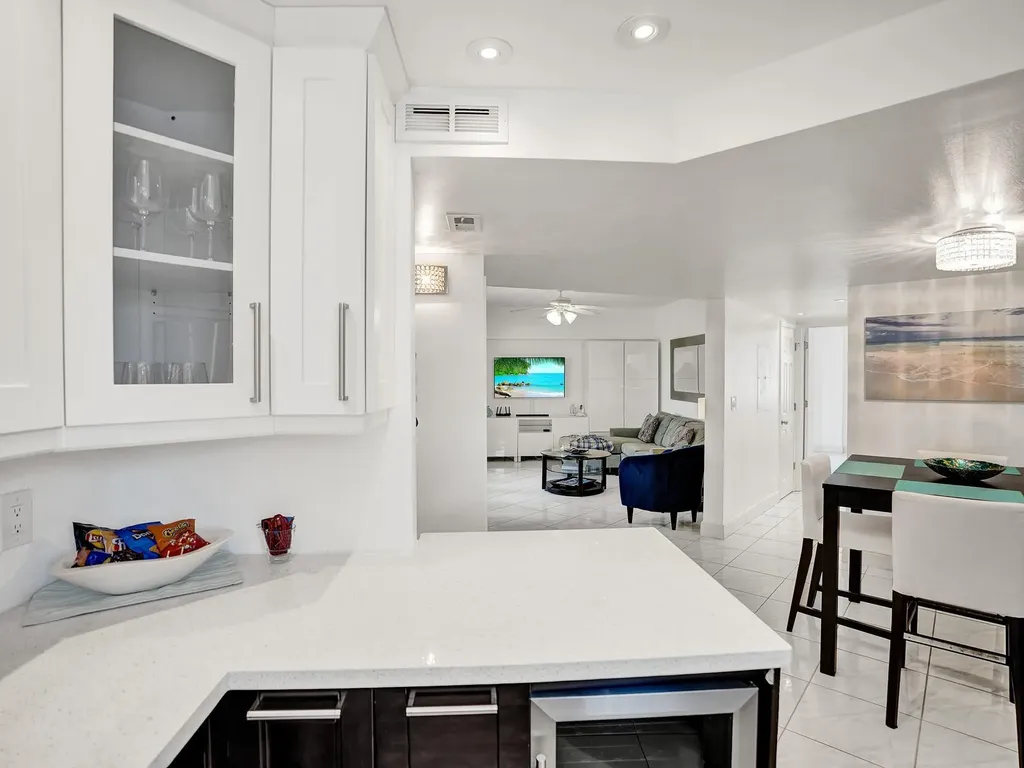 341 N Birch Road Fort Lauderdale FL 33304