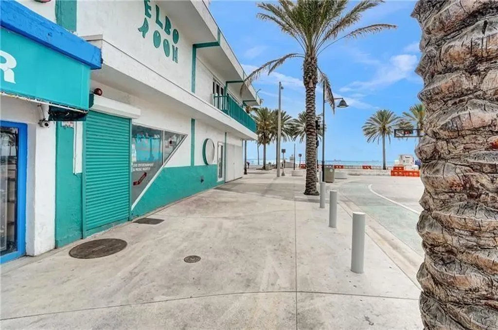 341 N Birch Road Fort Lauderdale FL 33304