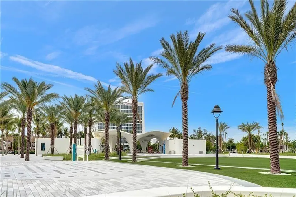 341 N Birch Road Fort Lauderdale FL 33304