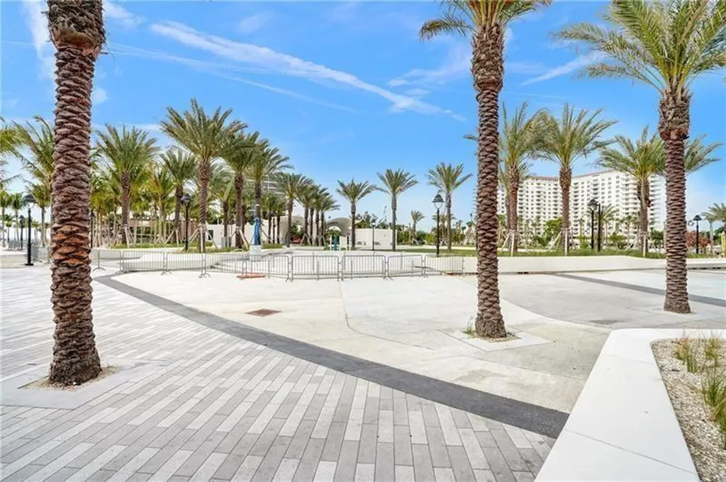 341 N Birch Road Fort Lauderdale FL 33304