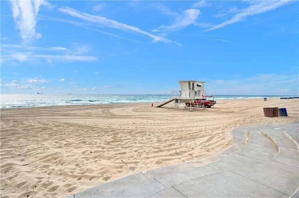 341 N Birch Road Fort Lauderdale FL 33304