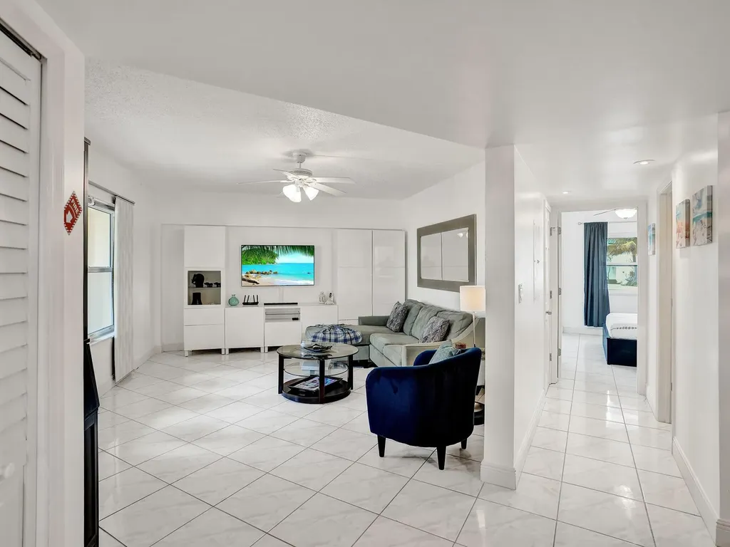341 N Birch Road Fort Lauderdale FL 33304