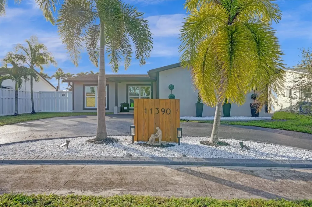 11390 NW 39th Place Sunrise FL 33323