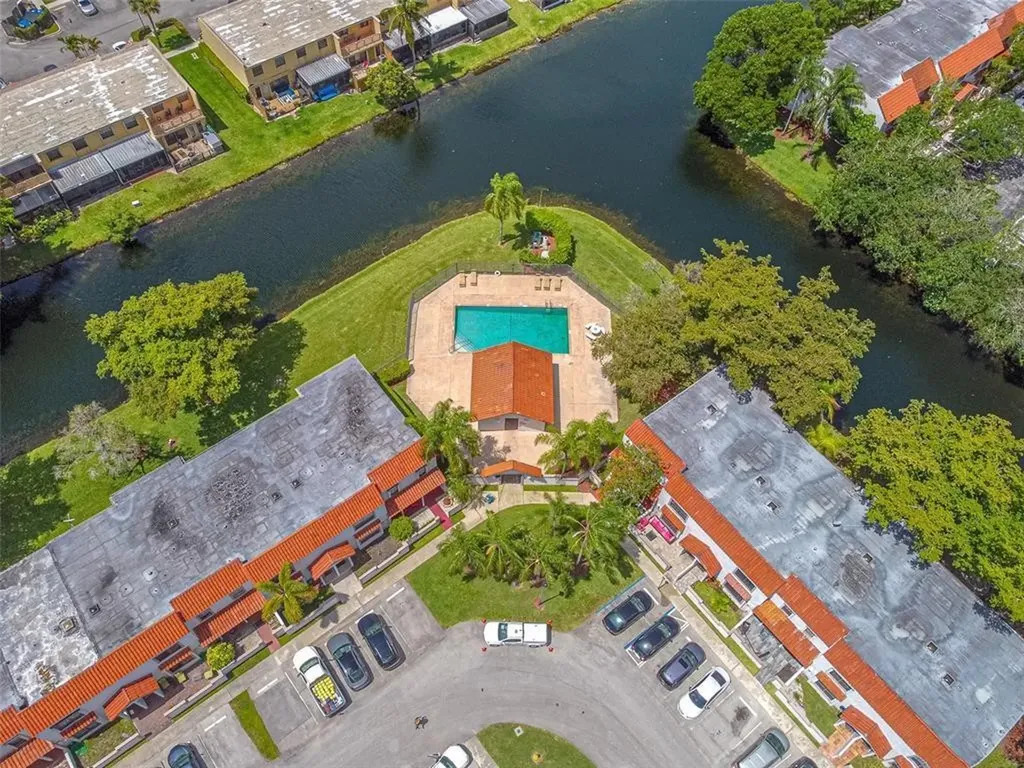 9431 NW 42nd Street Sunrise FL 33351