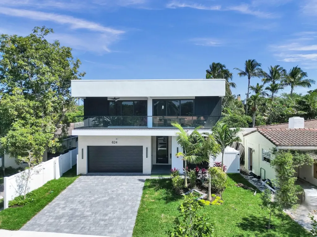 624 NE 17th Way Fort Lauderdale FL 33304