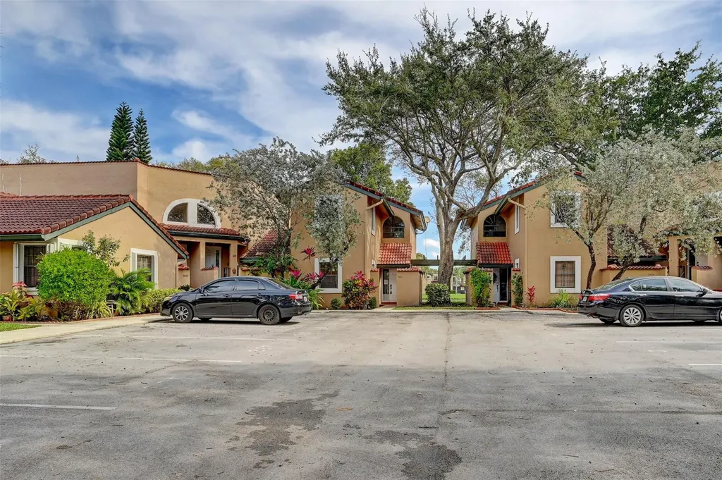 9261 W Sunrise Boulevard Plantation FL 33322