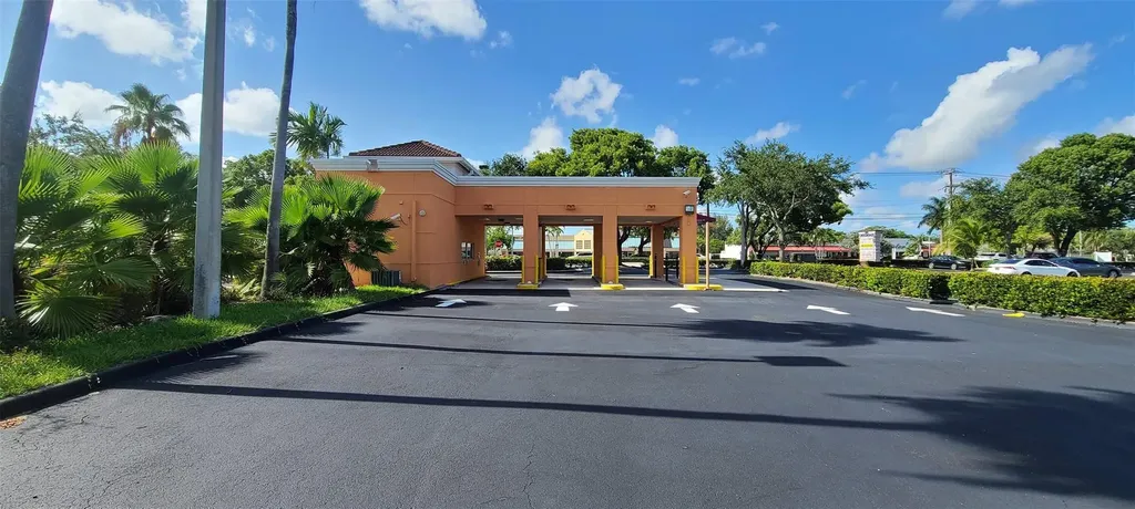 5300 Coconut Creek Parkway Margate FL 33063