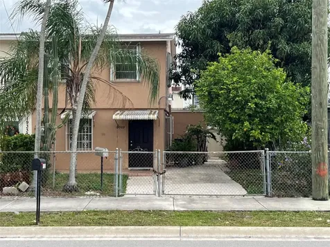 19329 NW 47th Avenue Miami Gardens FL 33055