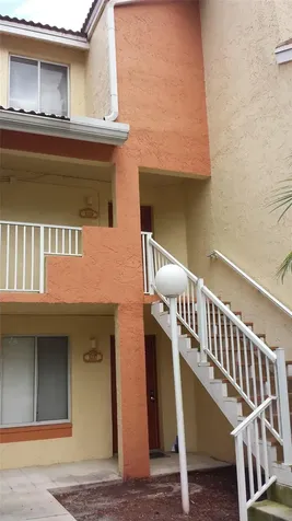 1039 Coral Club Drive Coral Springs FL 33071