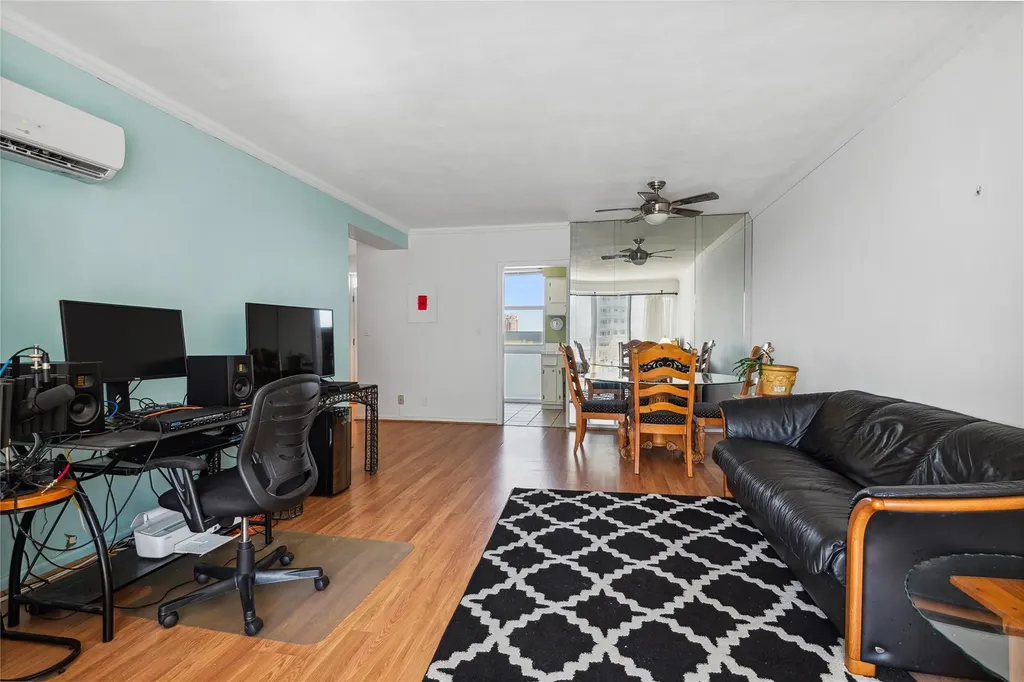 1900 S Ocean Drive Fort Lauderdale FL 33316