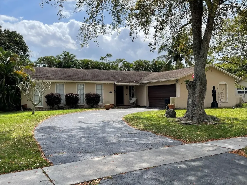 7100 SW 8th Court Plantation FL 33317