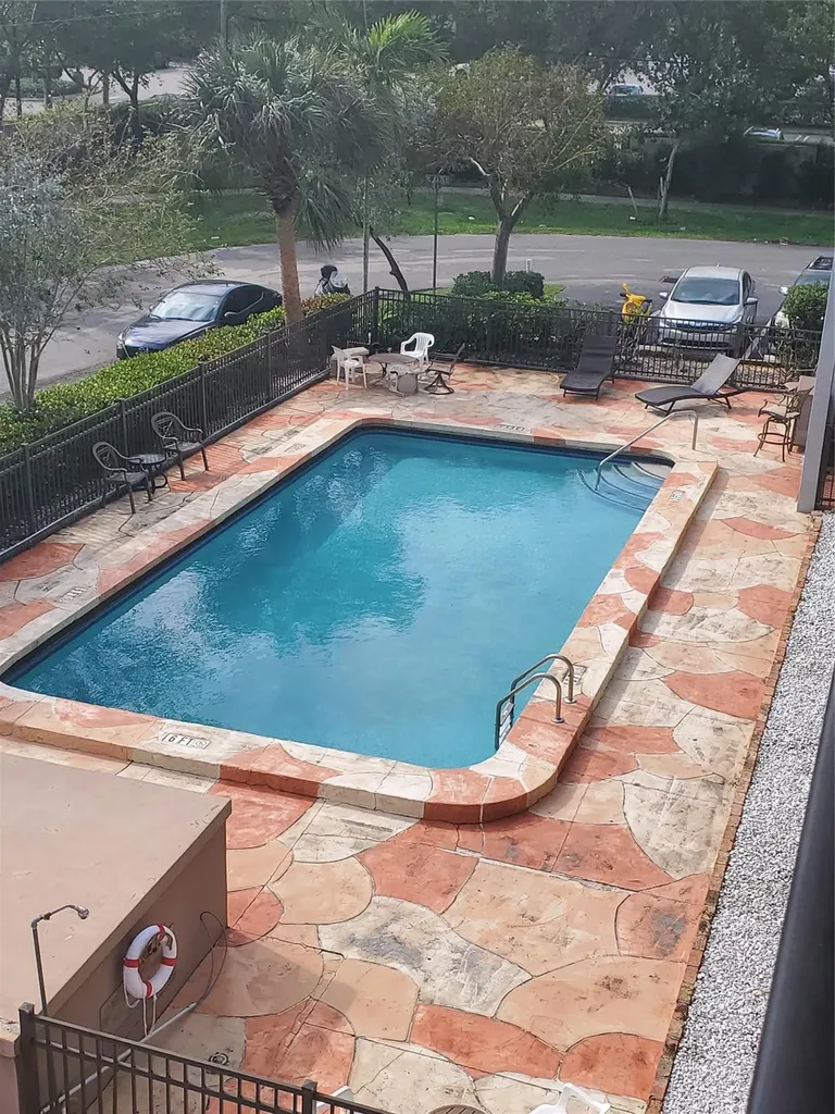 1021 NE 24th Avenue Pompano Beach FL 33062