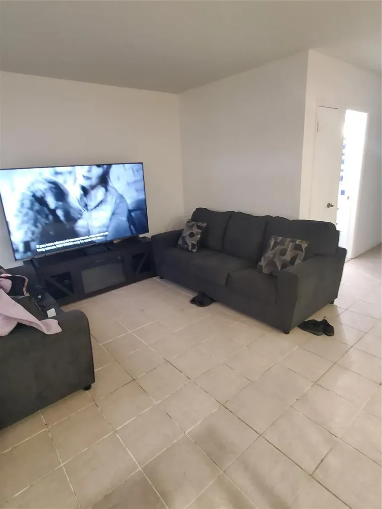 1021 NE 24th Avenue Pompano Beach FL 33062