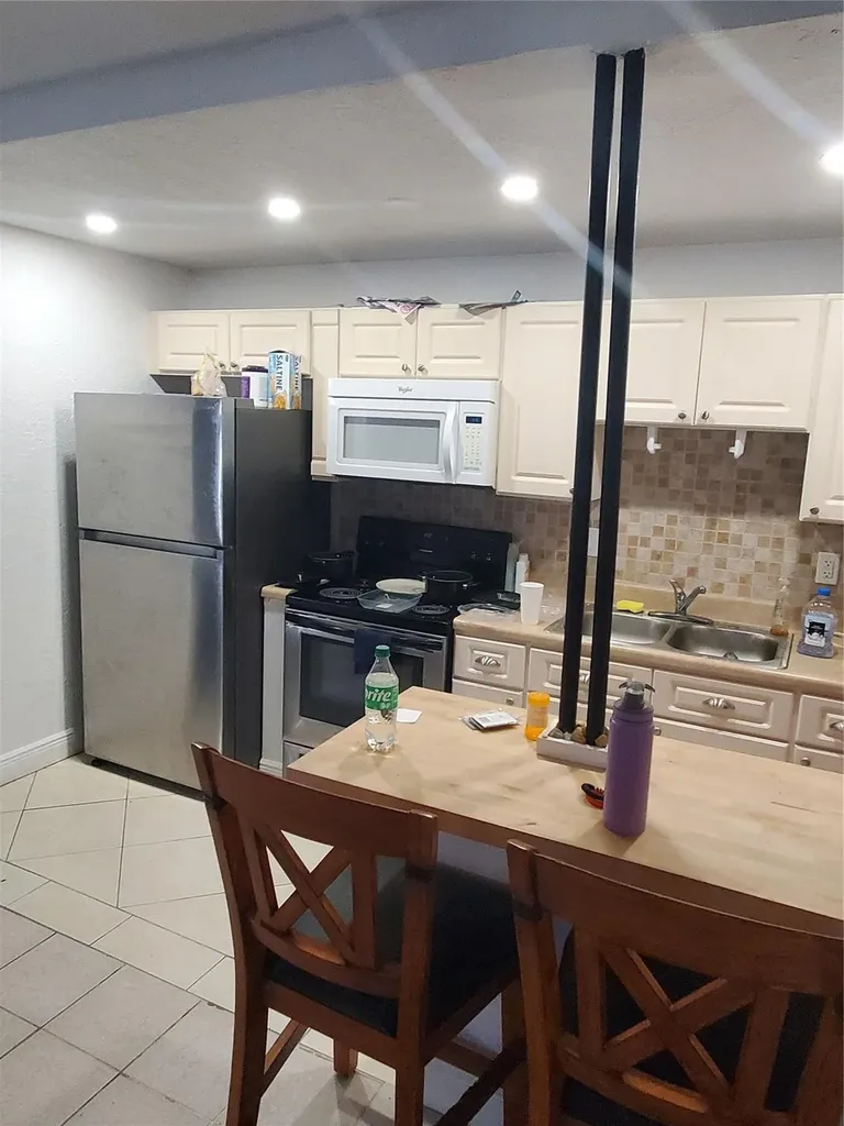 1021 NE 24th Avenue Pompano Beach FL 33062