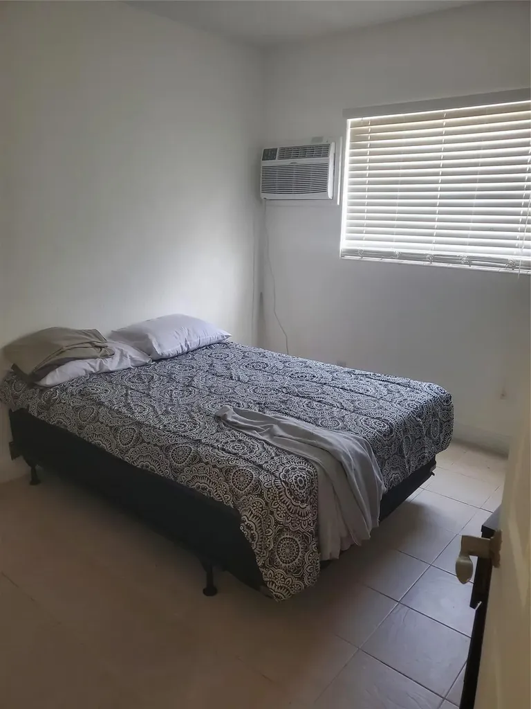 1021 NE 24th Avenue Pompano Beach FL 33062