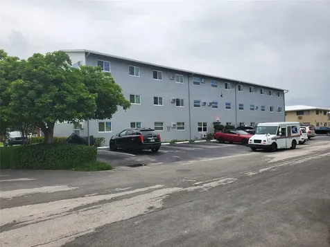 1021 NE 24th Avenue Pompano Beach FL 33062