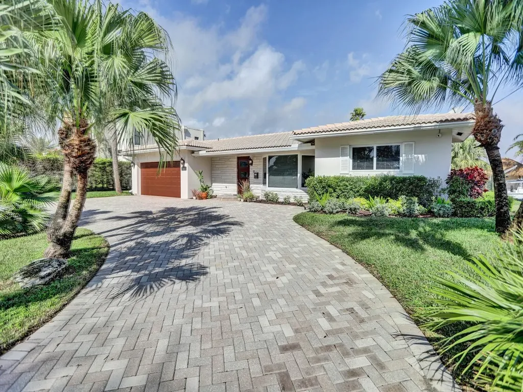 2641 NE 9th Court Pompano Beach FL 33062