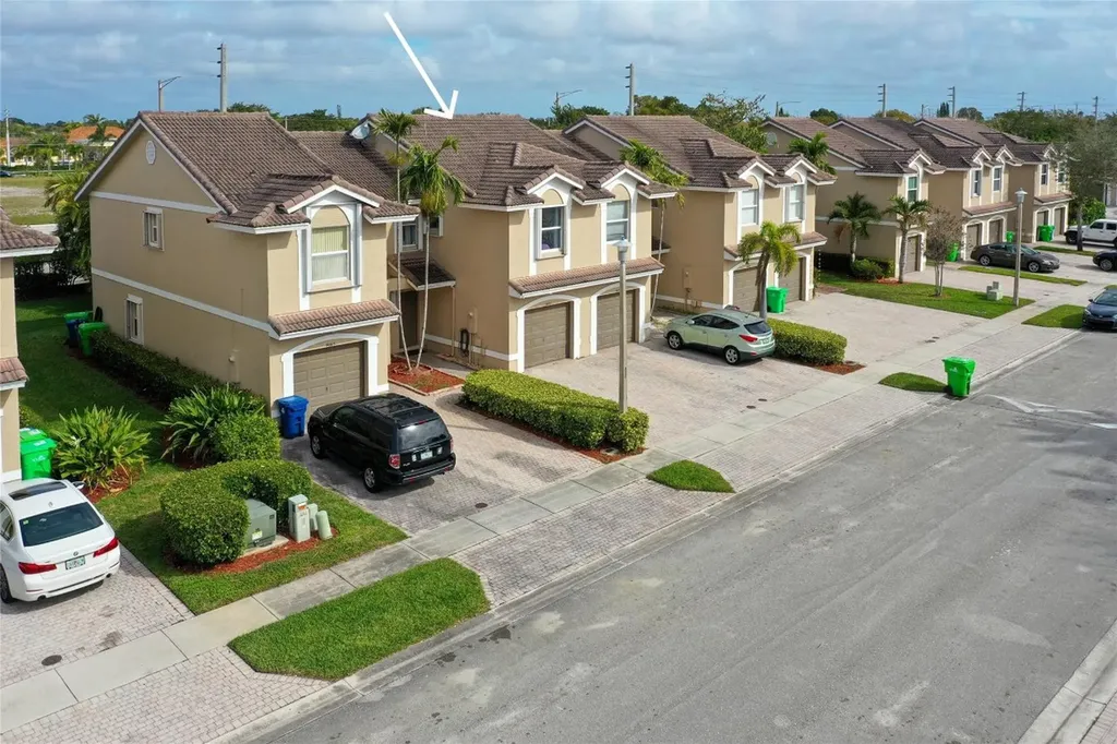 9057 NW 55th Court Sunrise FL 33351